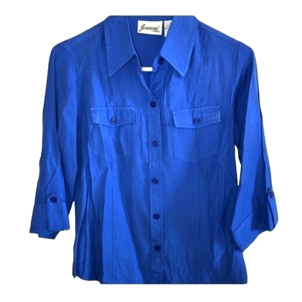 Joanna button down blue shirt. Size small